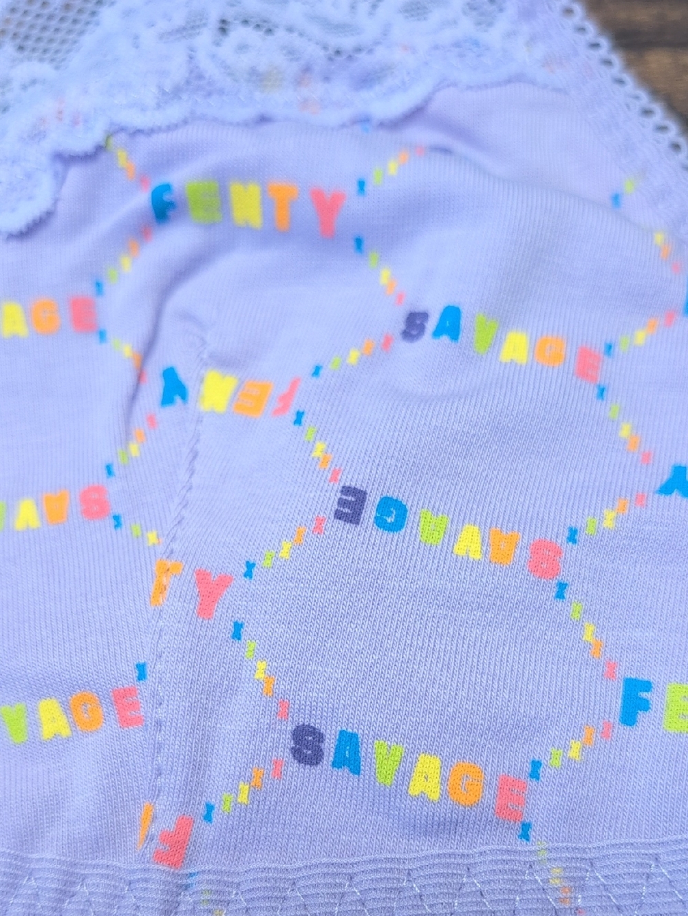 Savage Fenty Lavender Savage Rainbow Bralette Size Medium - Picture 7 of 9